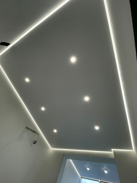 Парящий потолок