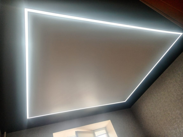 Потолок с подсветкой